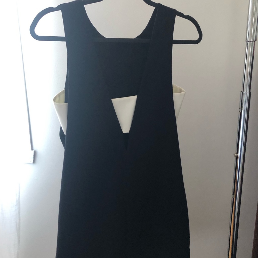 ▪️Zara▪️Black and Offwhite A-line Sleeveless Jumper Dress